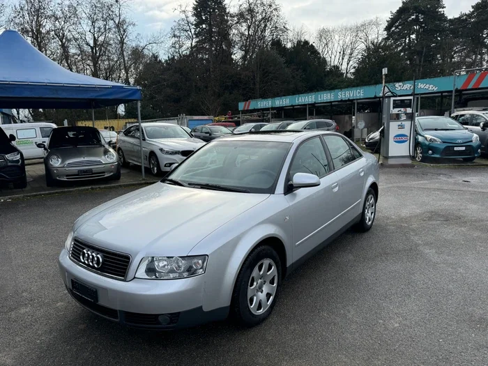 AUDI A4 2.0